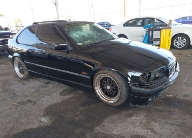 BMW 318ti
