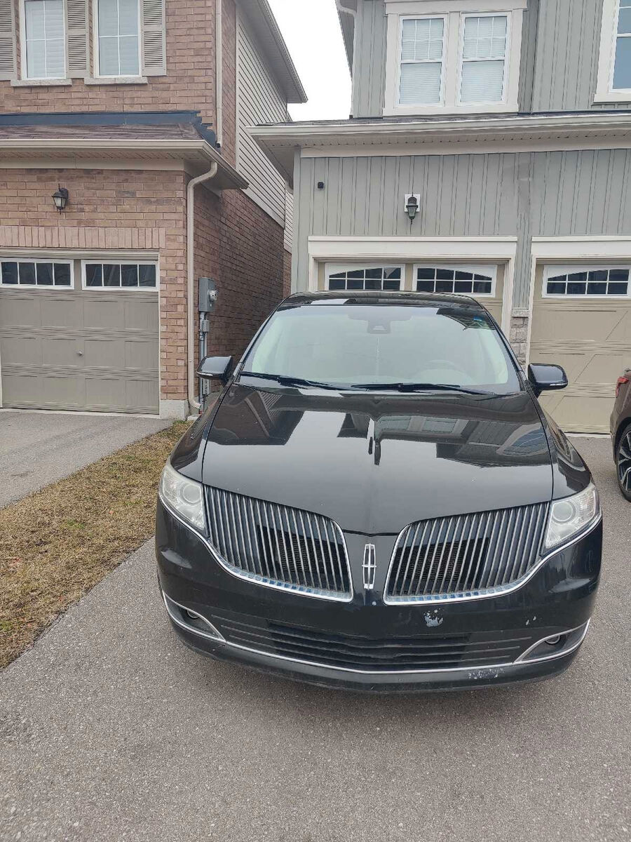 Lincoln MKT