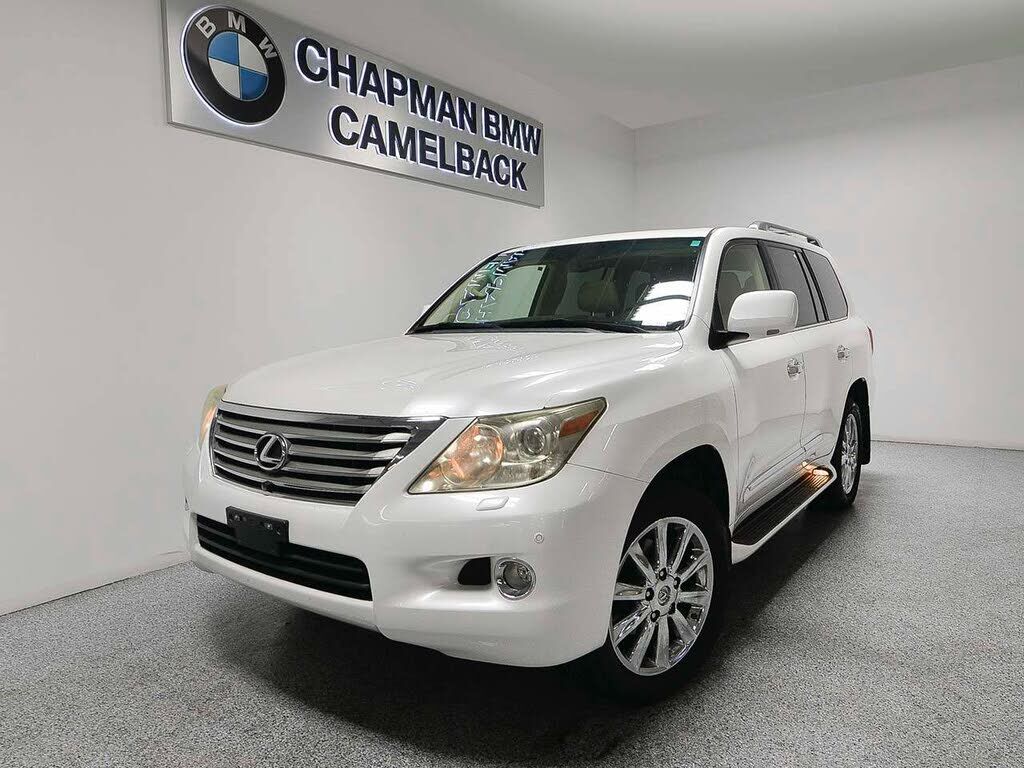 Lexus LX