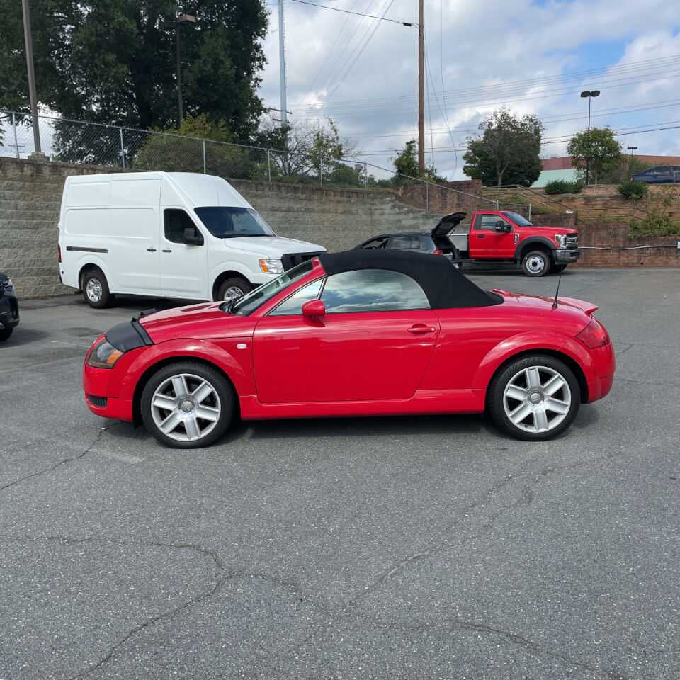 2004 Audi TT