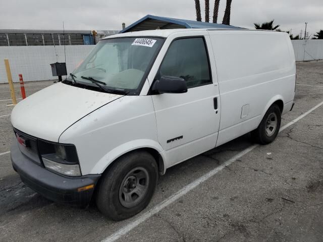GMC Safari