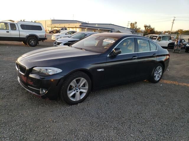 BMW 528i