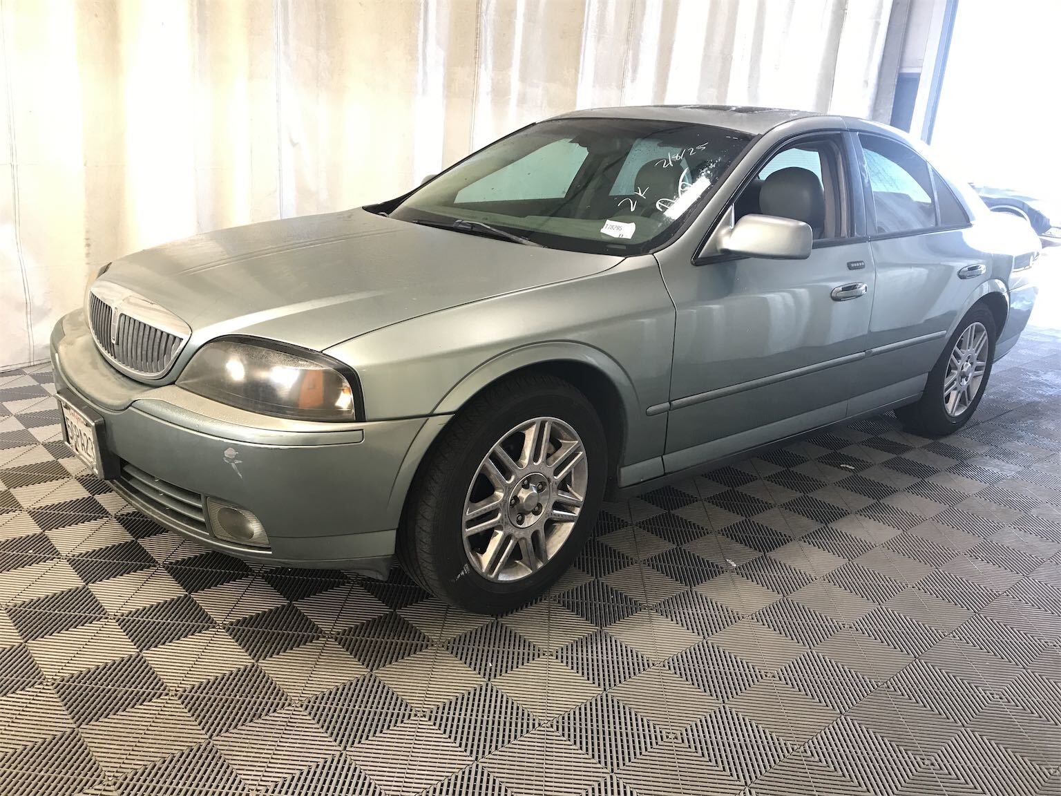 Lincoln LS
