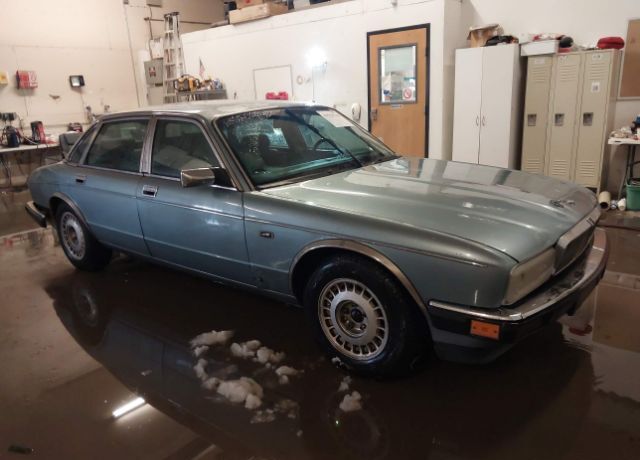 Jaguar Vanden Plas