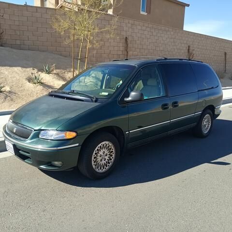 Chrysler Town and Country