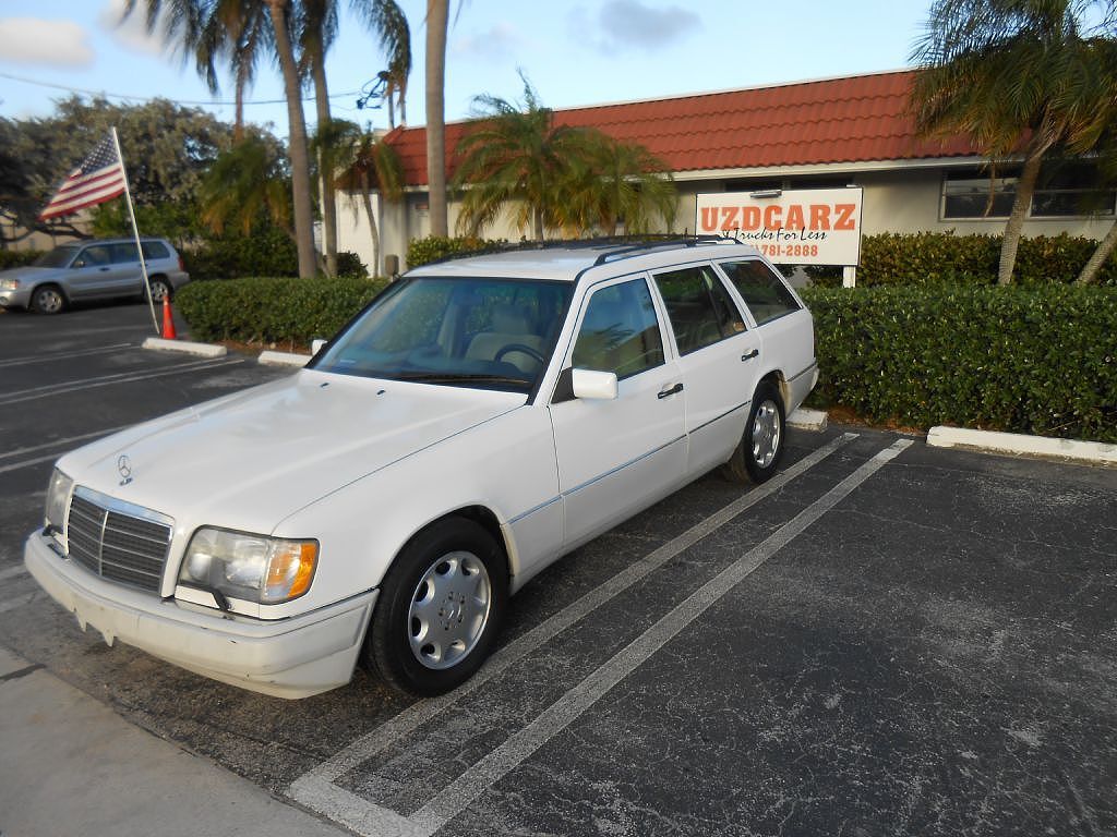 MERCEDES-BENZ