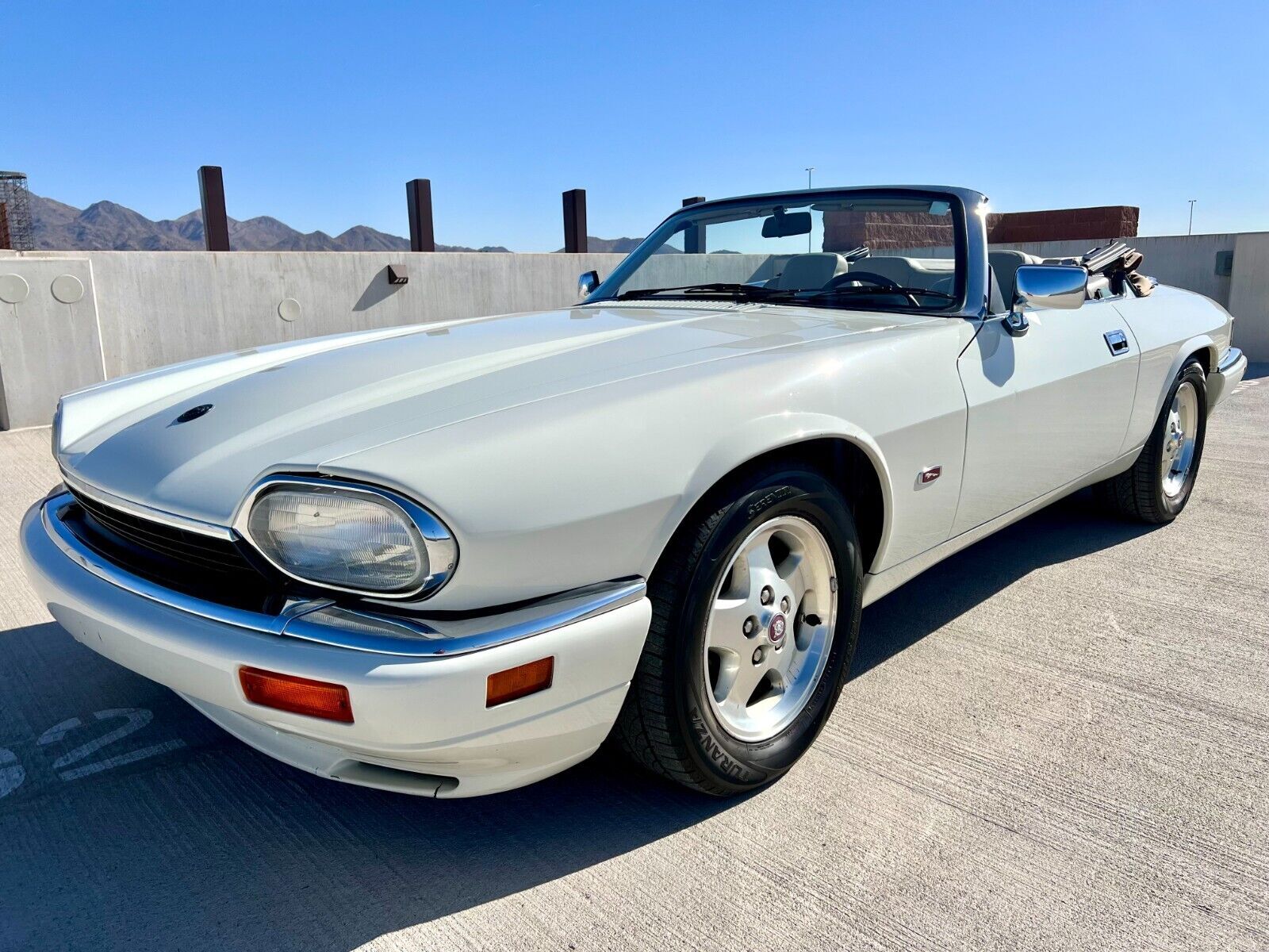 Jaguar XJS