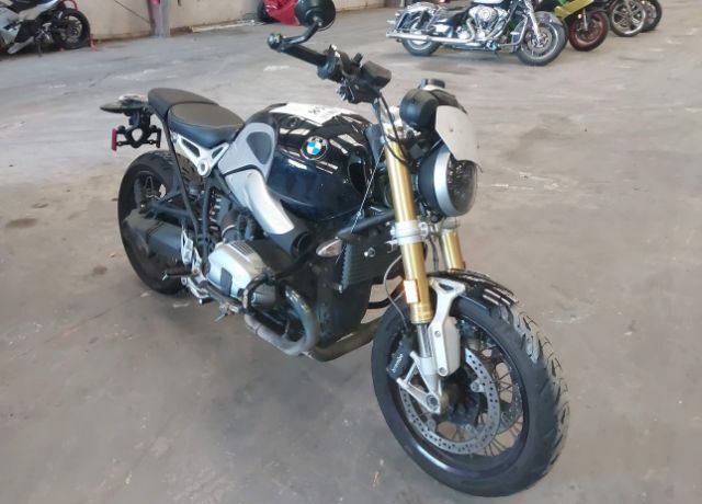 BMW R nineT