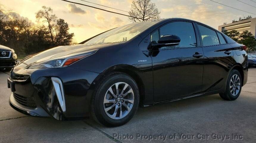 2019 TOYOTA PRIUS