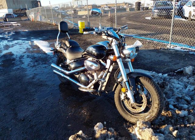 Suzuki VZ800