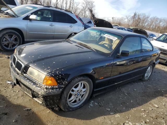 BMW 328iS