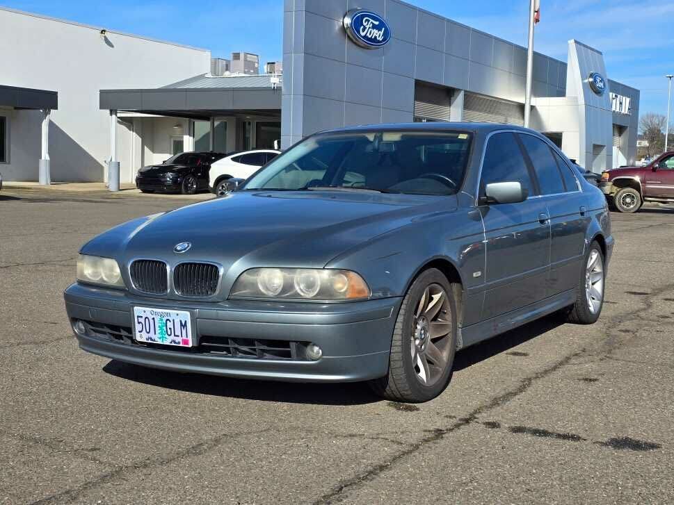 BMW 525i