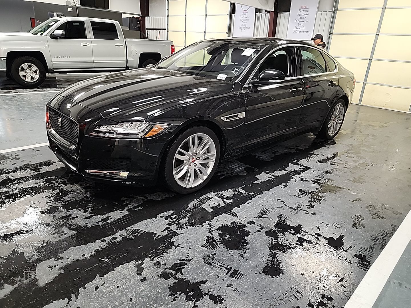 Jaguar XF