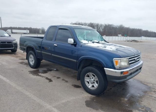 Toyota T100