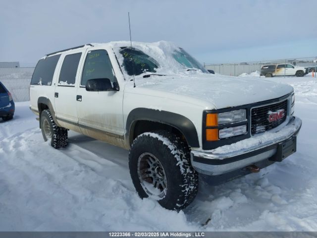 GMC Suburban