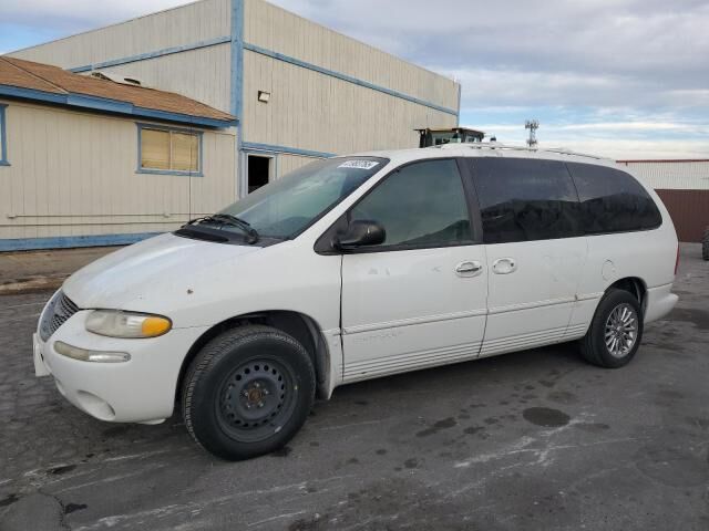Chrysler Town and Country