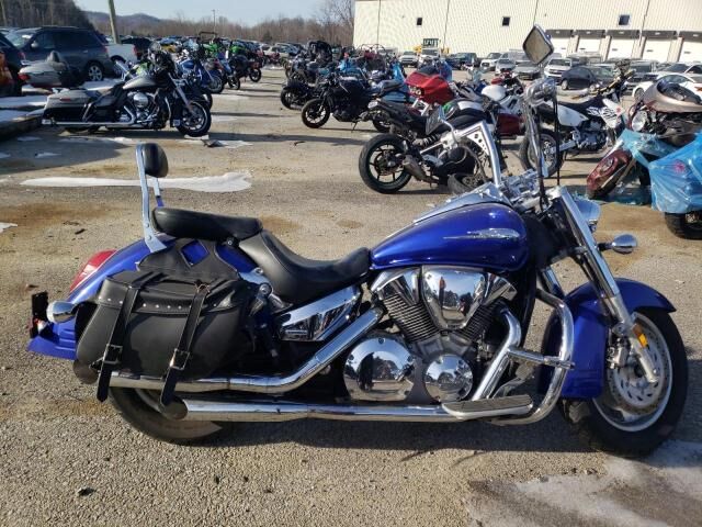 Honda VTX1300R