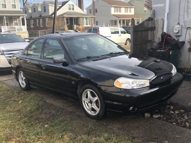 Ford Contour