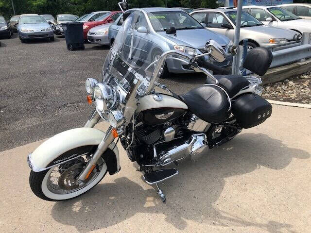 2011 HARLEY DAVIDSON Softail Deluxe
