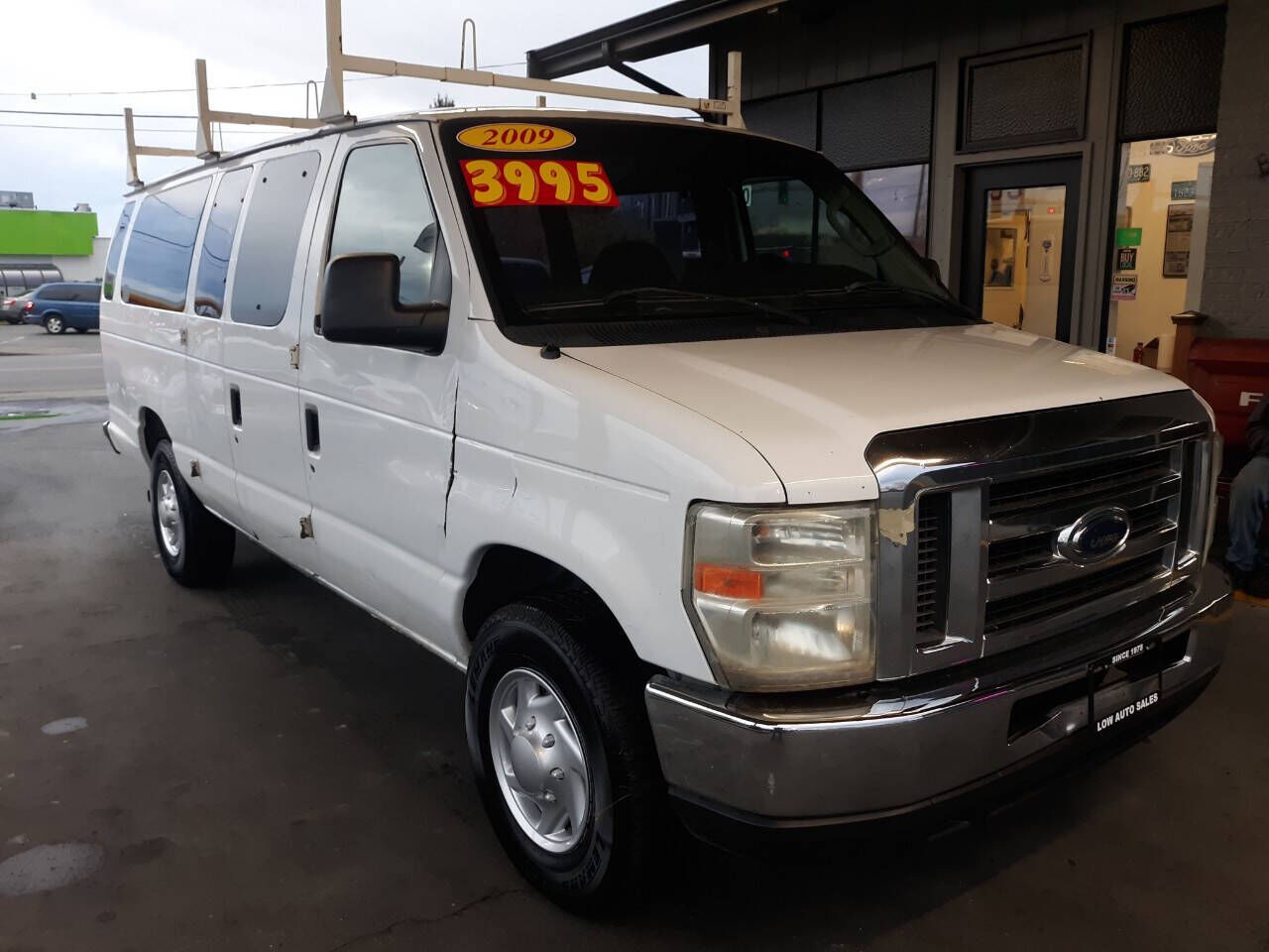 2009 FORD E-350