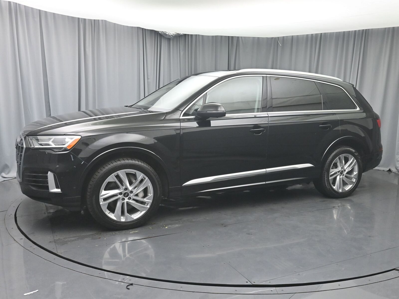 2022 Audi Q7
