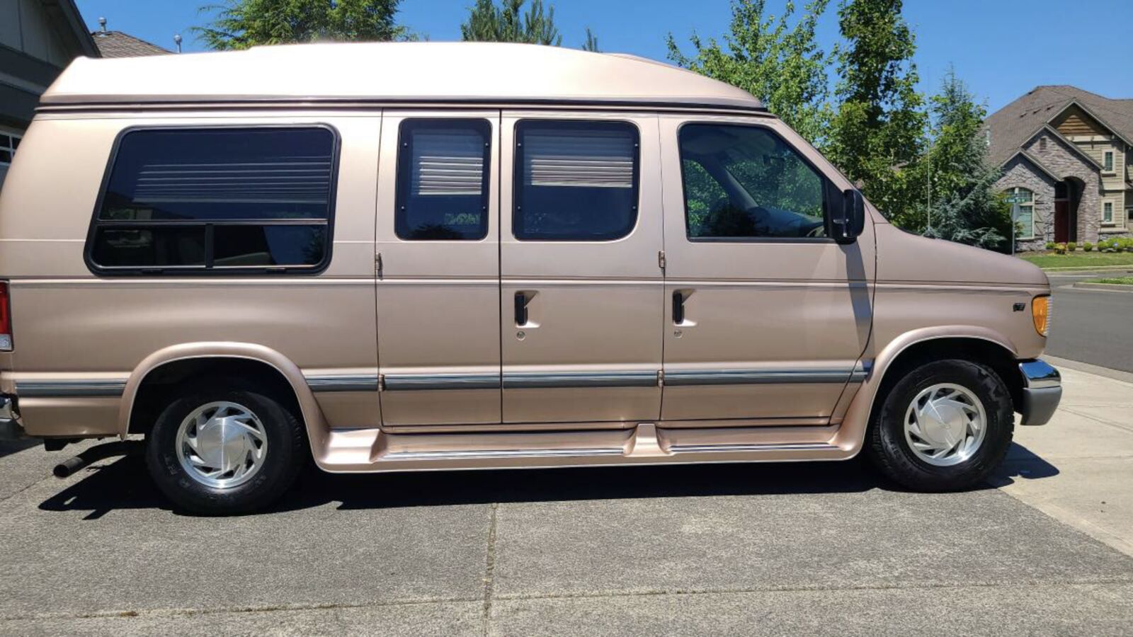 Ford E-150