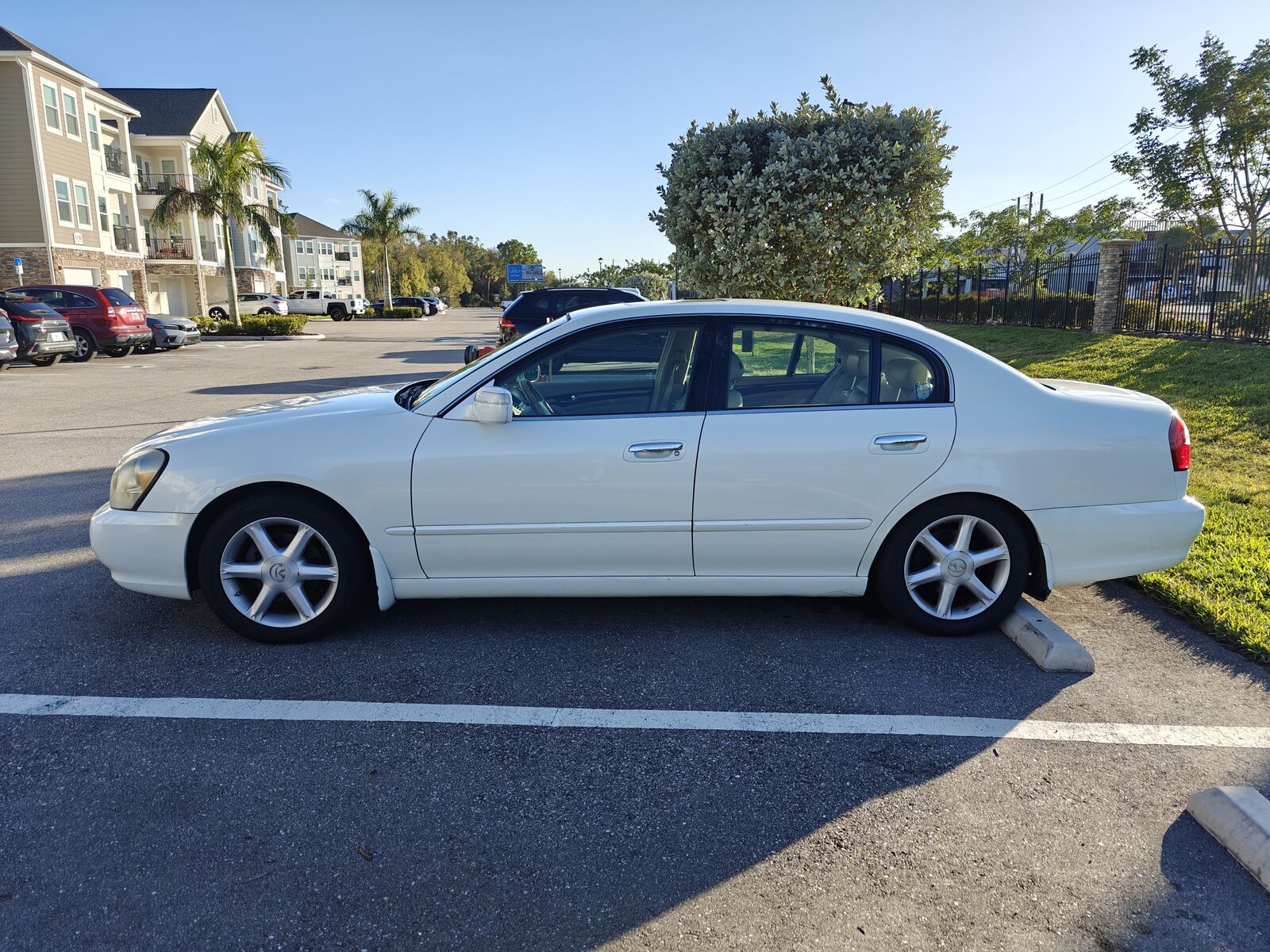Infiniti Q45