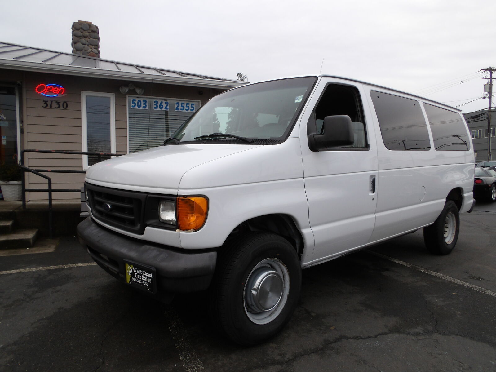 2006 FORD E-350
