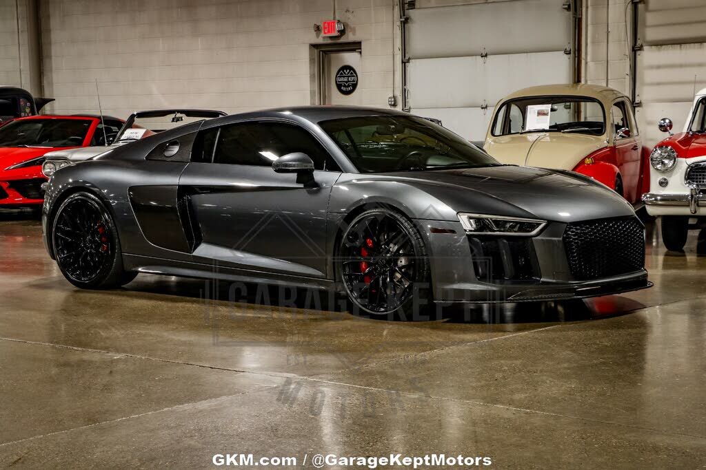 Audi R8