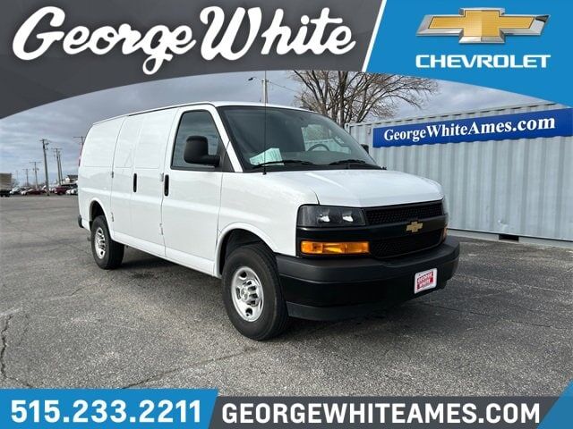 2023 CHEVROLET Express