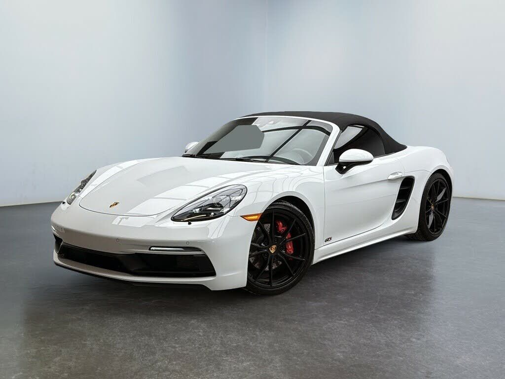 PORSCHE