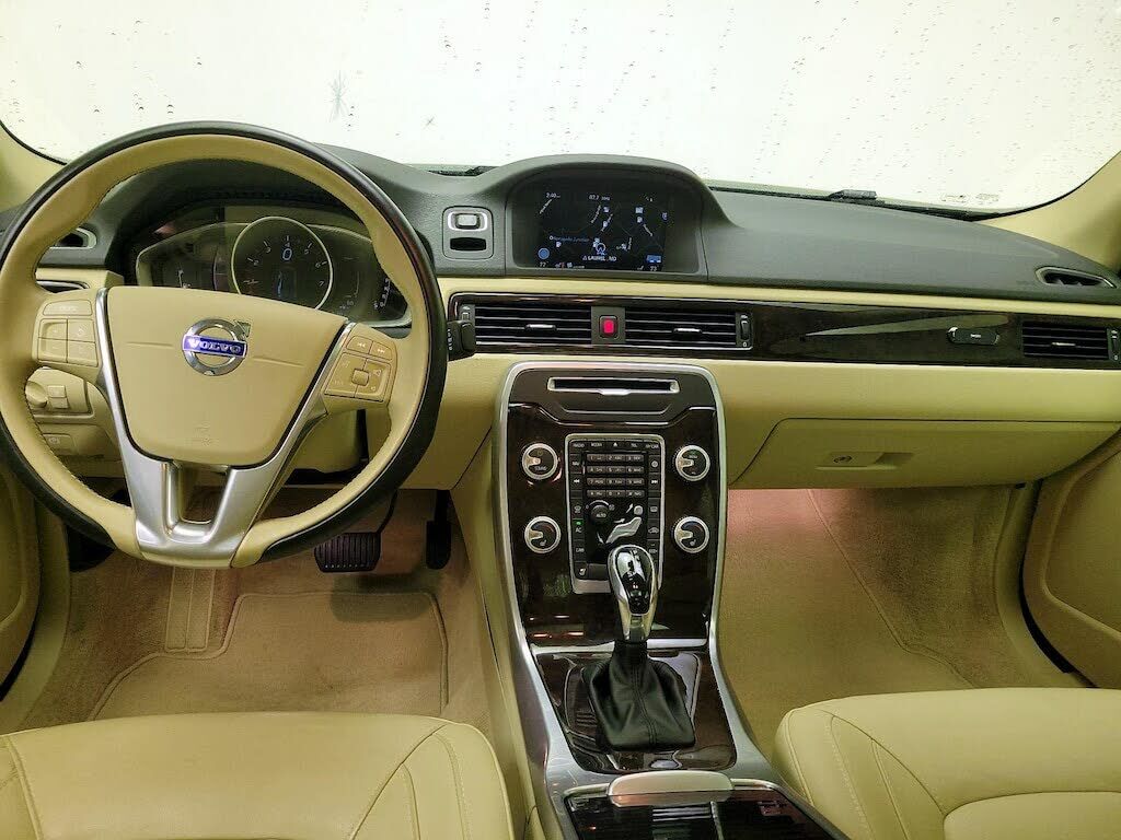 Volvo S80