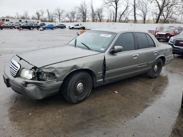 Ford Crown Victoria