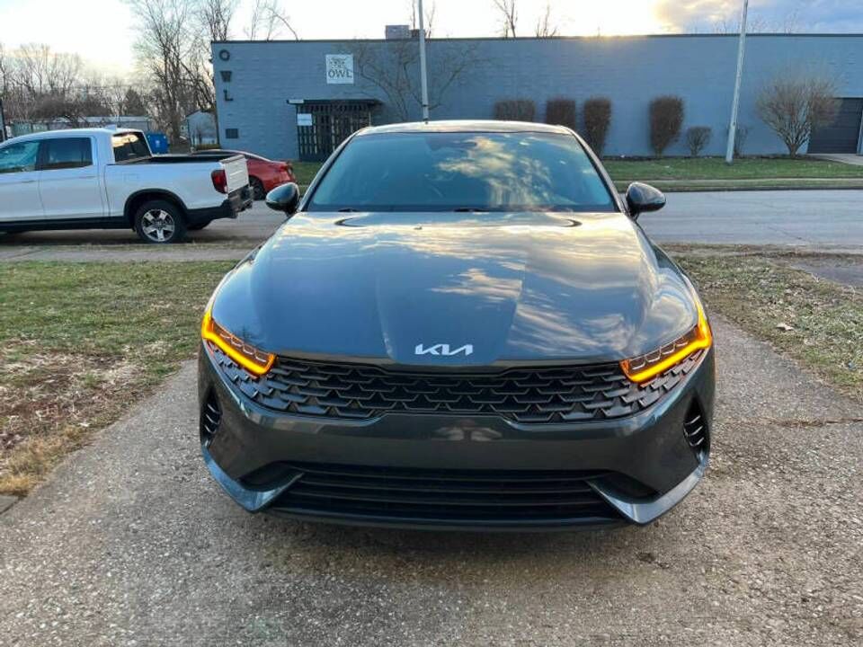 2022 KIA K5