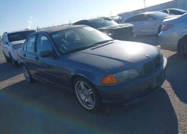 BMW 330i