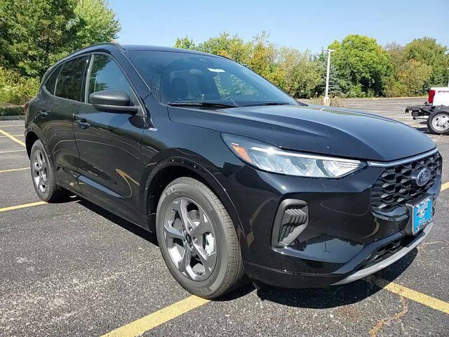2024 FORD Escape