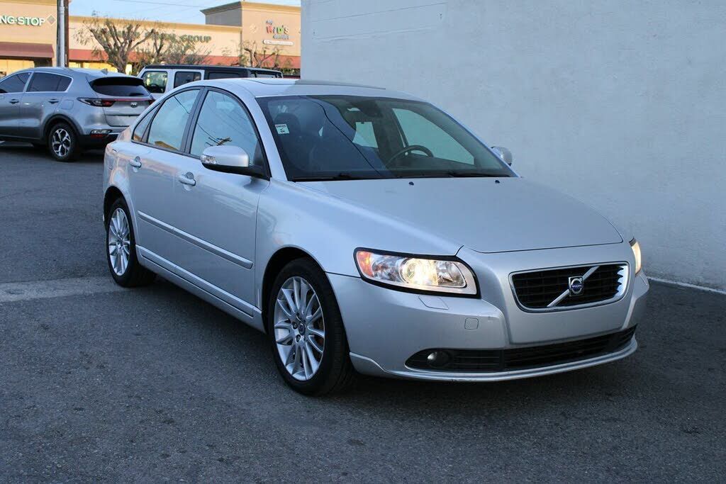 Volvo S40