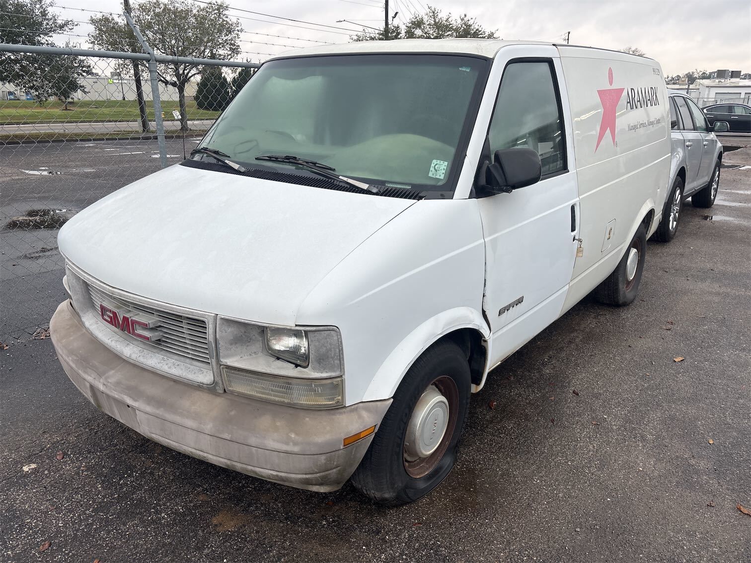 GMC Safari