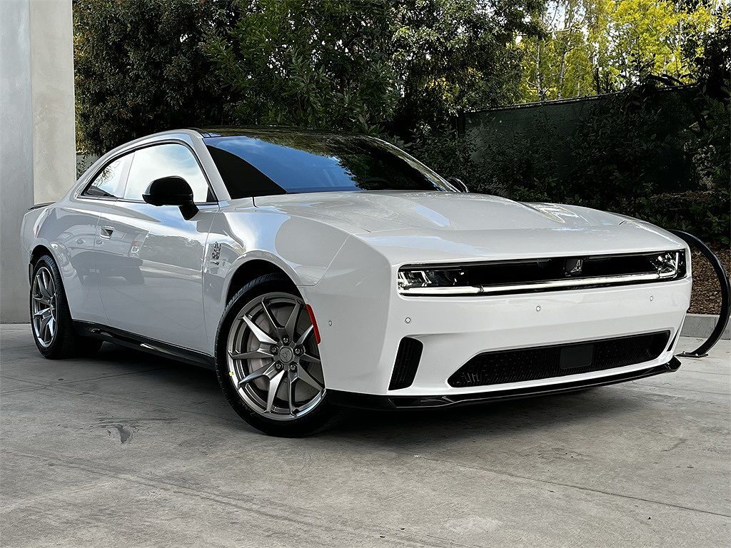 2025 DODGE Charger