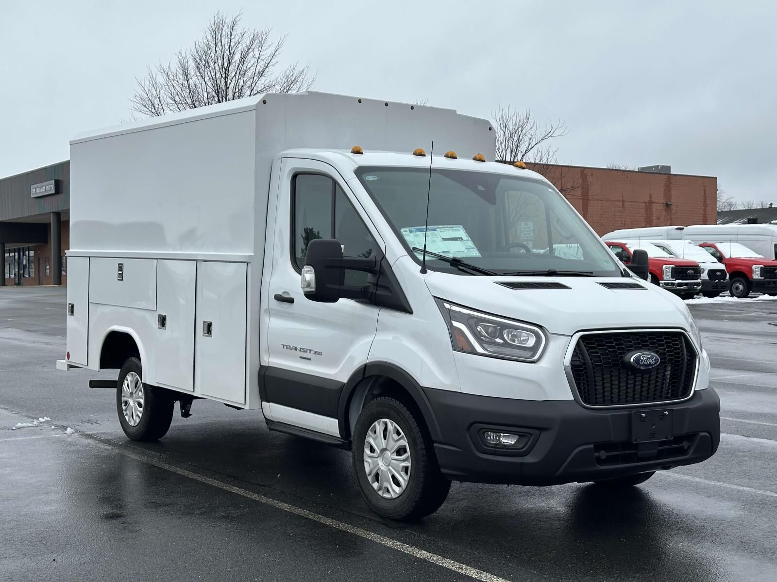 2024 FORD Transit