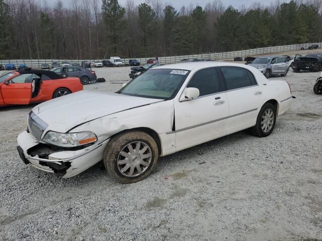 Lincoln Town Car