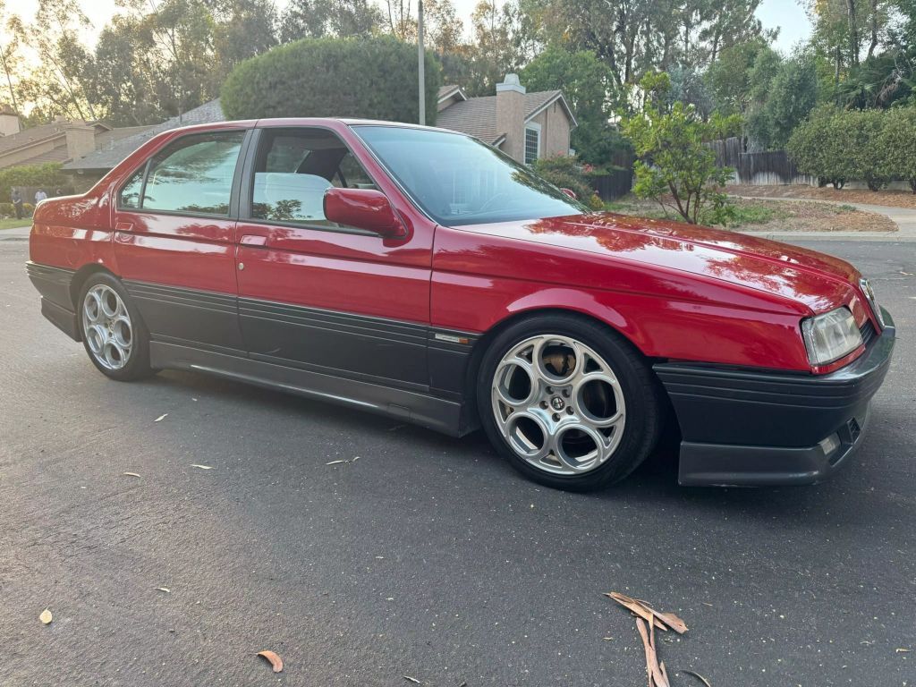 Alfa Romeo 164