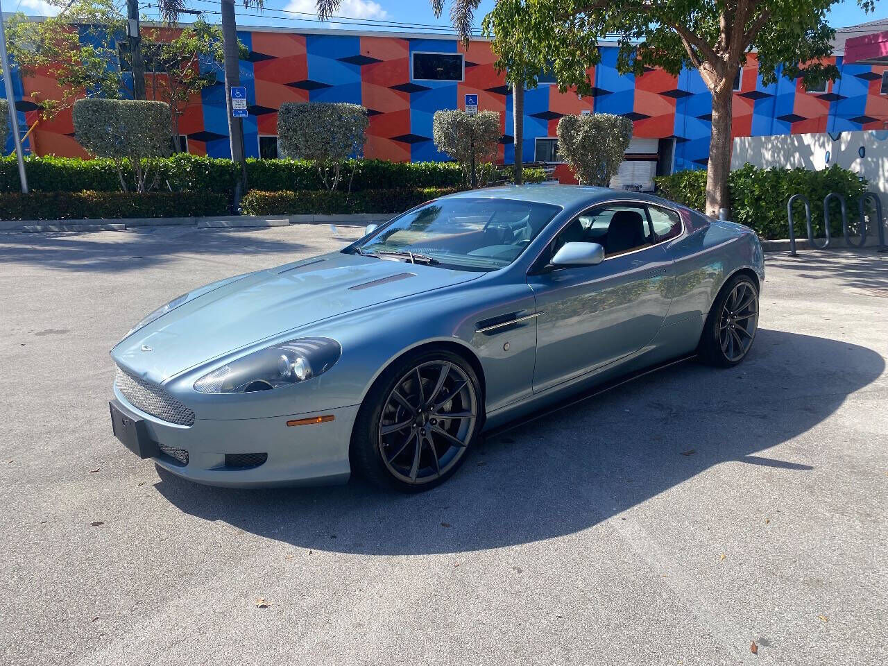 Aston Martin DB9