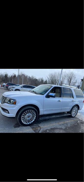 Lincoln Navigator