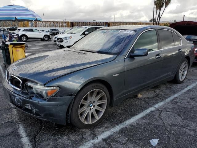 BMW 745i