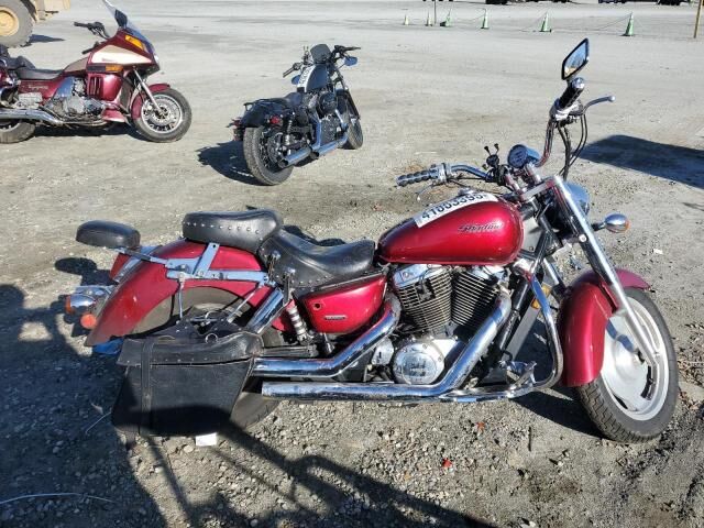 Honda VT1100C2 (SHADOW SABRE)