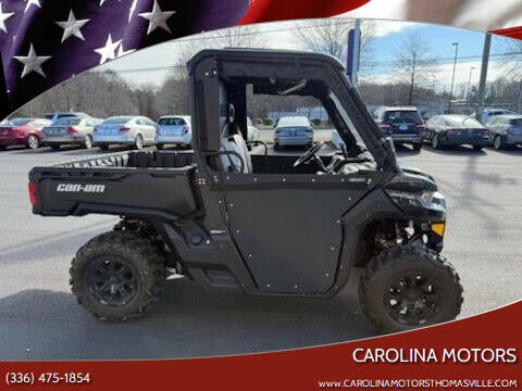 2023 CAN-AM Defender/Traxter