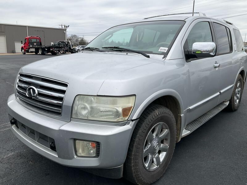 Infiniti QX56