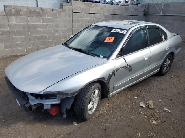Mitsubishi Galant
