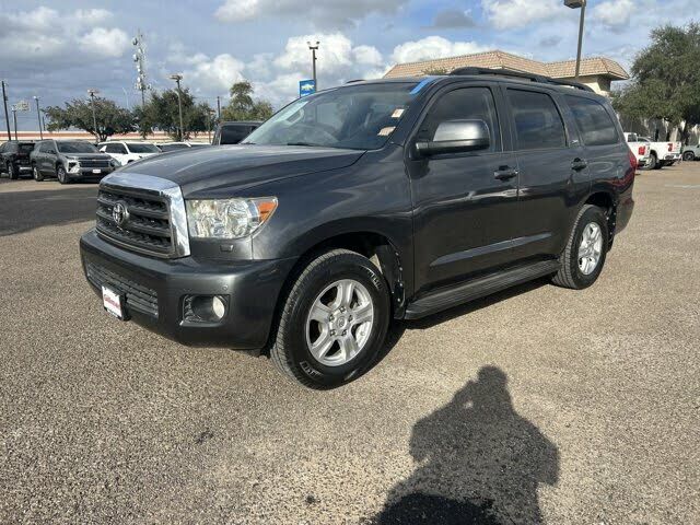 Toyota Sequoia
